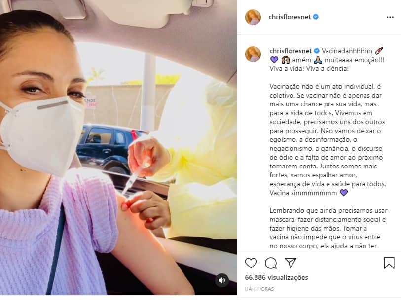 Chris Flores perde o chão com morte no SBT, tem flagra devastada atrás das câmeras e confirma: "Chorei muito" Chris Flores perde o chão com morte no SBT, tem flagra devastada atrás das câmeras e confirma: "Chorei muito"