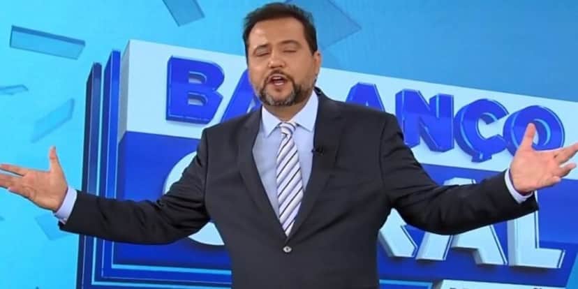 Enfurecido, Geraldo Luís vai pra cima de produção e detona funcionários ao vivo: “Me devem respeito” Enfurecido, Geraldo Luís vai pra cima de produção e detona funcionários ao vivo: “Me devem respeito”