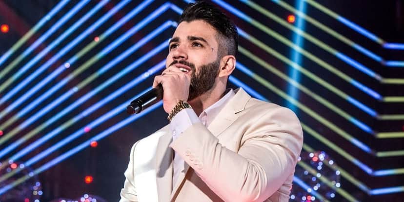 "Quebrado", Gusttavo Lima vem à público pela primeira vez, anuncia fim e confirma: "Não tem mais grana" "Quebrado", Gusttavo Lima vem à público pela primeira vez, anuncia fim e confirma: "Não tem mais grana"