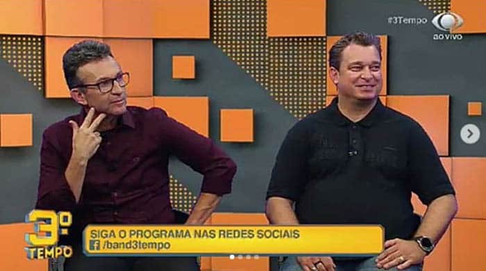 "Acaba de falecer", Neto interrompe programa e anuncia morte envolvendo grande nome da Band: "Está difícil" "Acaba de falecer", Neto interrompe programa e anuncia morte envolvendo grande nome da Band: "Está difícil"