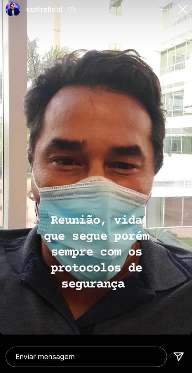 "Vida que segue", confirma Luciano Szafir após marido de Sasha detonar sobre gravidez e expor intimidade "Vida que segue", confirma Luciano Szafir após marido de Sasha detonar sobre gravidez e expor intimidade