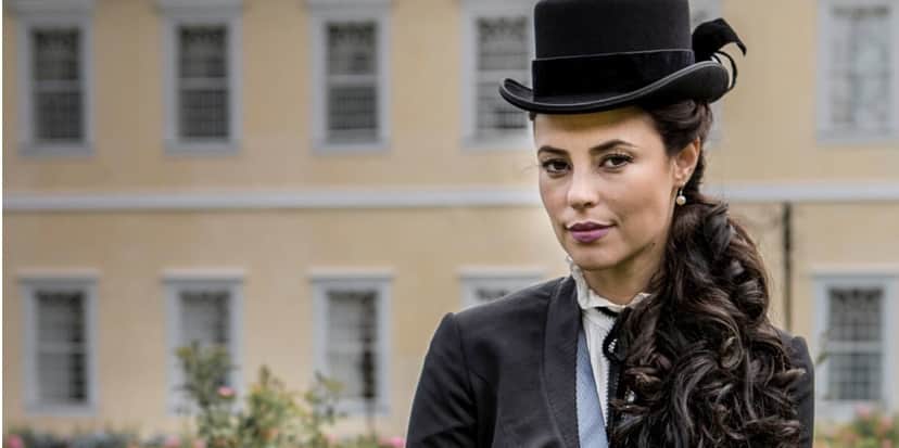 Paolla Oliveira protagonizou Além do Tempo na Globo Paolla Oliveira protagonizou Além do Tempo na Globo