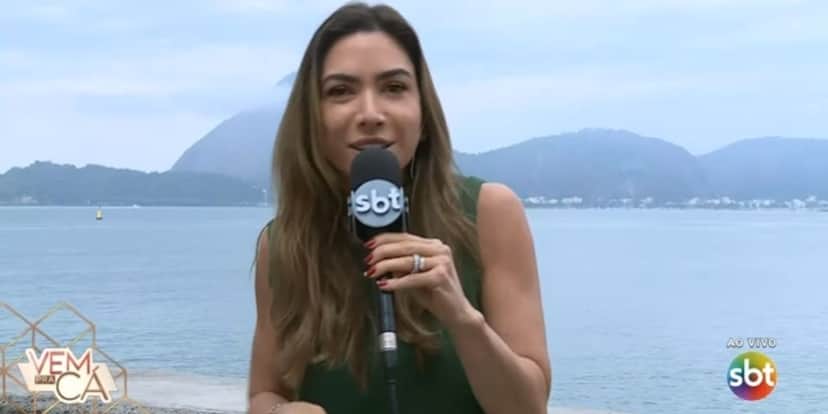 Patrícia Abravanel desfalca, não vai ao Vem Pra Cá, atração fica sem apresentador e imagem confirma: "Fora" Patrícia Abravanel desfalca, não vai ao Vem Pra Cá, atração fica sem apresentador e imagem confirma: "Fora"