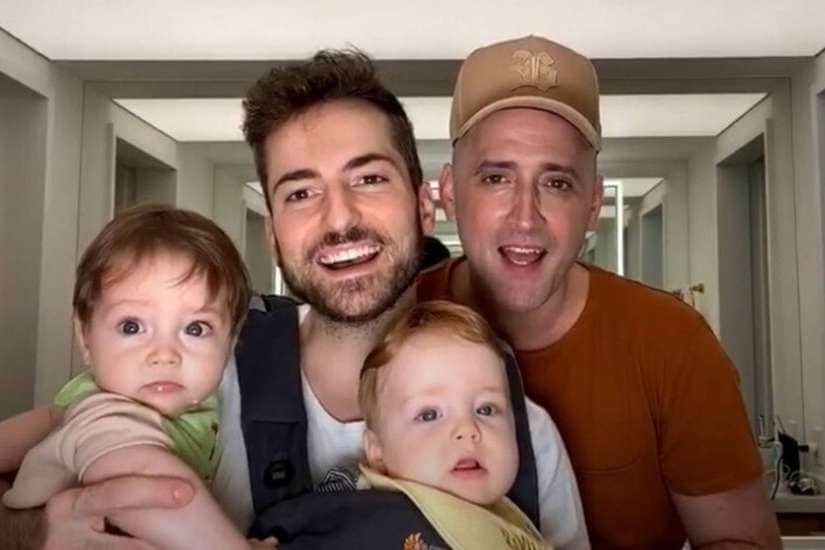 Thales, Paulo Gustavo e os filhos do casal - Foto: Reprodução Thales, Paulo Gustavo e os filhos do casal - Foto: Reprodução