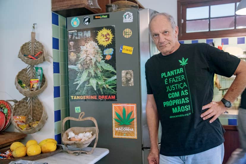 Ricardo Petraglia vira militante da legalização da maconha (Foto: Reprodução/ O Globo) Ricardo Petraglia vira militante da legalização da maconha (Foto: Reprodução/ O Globo)