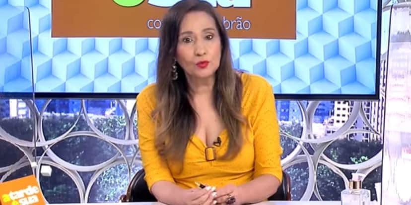 Sonia Abrão recebe recado de famosa ao vivo, não gosta do que ouve e explode: "Faça o que você achar melhor" Sonia Abrão recebe recado de famosa ao vivo, não gosta do que ouve e explode: "Faça o que você achar melhor"