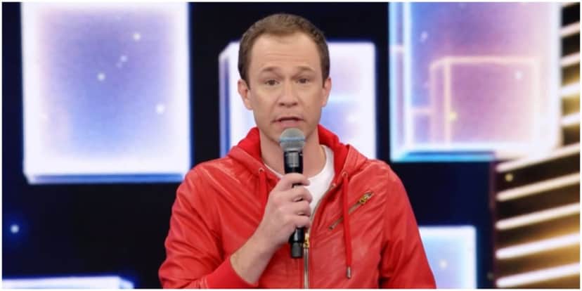 O apresentador Tiago Leifert apresenta o Domingão no lugar de Faustão - Foto: Reprodução O apresentador Tiago Leifert apresenta o Domingão no lugar de Faustão - Foto: Reprodução