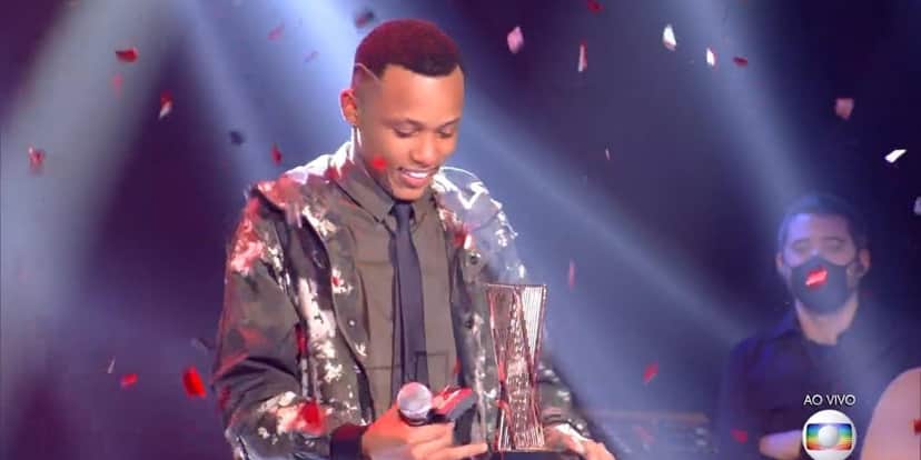 Campeão do The Voice sofre grave acidente (Foto: Reprodução) Campeão do The Voice sofre grave acidente (Foto: Reprodução)