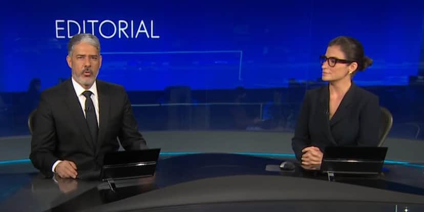 William Bonner e Renata Vasconcellos foram convocados para Jornal Nacional especial e fizeram uma declaração ao vivo (Foto: Reprodução) William Bonner e Renata Vasconcellos foram convocados para Jornal Nacional especial e fizeram uma declaração ao vivo (Foto: Reprodução)