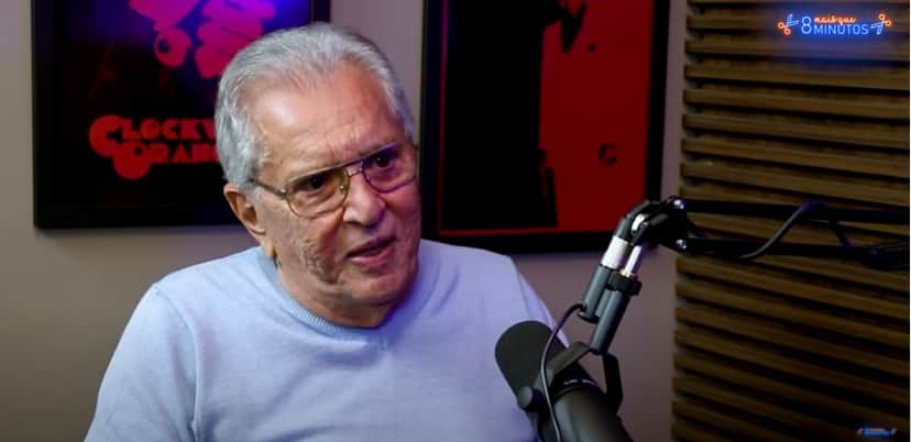 "Fico até sem graça", Carlos Alberto expõe que não fala com Silvio e confirma sobre demissão: "Não vai me chocar" "Fico até sem graça", Carlos Alberto expõe que não fala com Silvio e confirma sobre demissão: "Não vai me chocar"