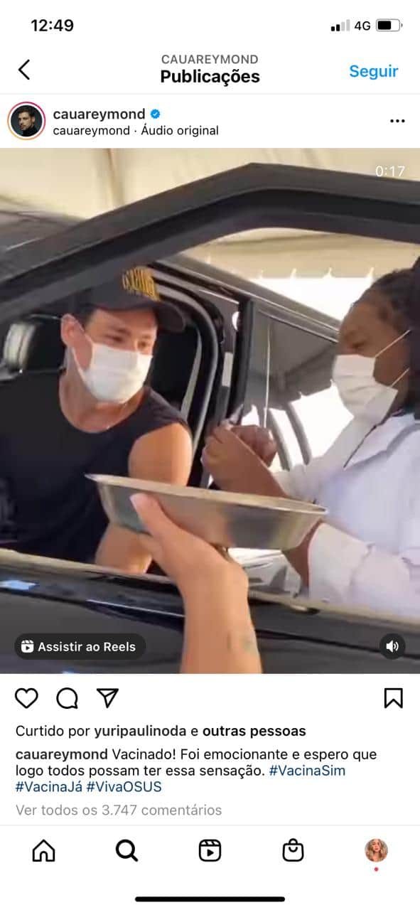 Ator causa alvoroço em mulheres ao tomar dose da vacina contra a Covid-19 (Reprodução) Ator causa alvoroço em mulheres ao tomar dose da vacina contra a Covid-19 (Reprodução)