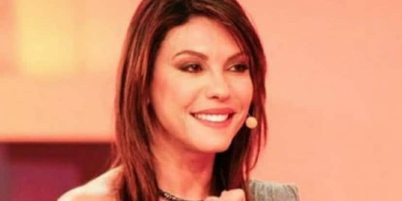 Apresentadora trouxe de volta ao público lembrança de programa na Band durante um agradecimento (Foto: Reprodução) Apresentadora trouxe de volta ao público lembrança de programa na Band durante um agradecimento (Foto: Reprodução)