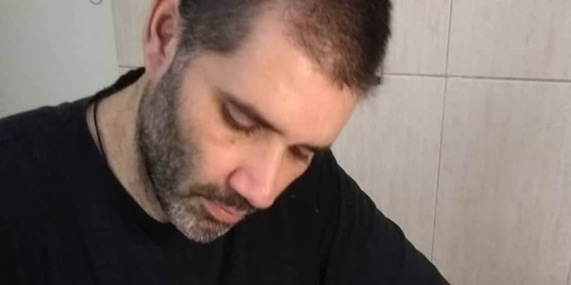 Ex-jornalista da Globo morre vítima da Covid-19 aos 46 anos (Foto: Reprodução) Ex-jornalista da Globo morre vítima da Covid-19 aos 46 anos (Foto: Reprodução)