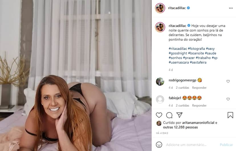 Rita Cadillac de quatro em cima da cama (Imagem: Reprodução) Rita Cadillac de quatro em cima da cama (Imagem: Reprodução)