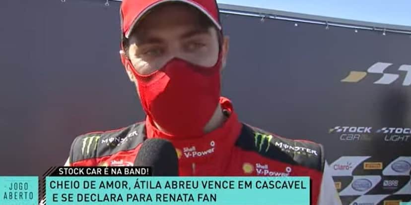 Com Denílson fora do Jogo Aberto, namorado de Renata Fan surge na Band e gera choque com recado: "Comemorar" Com Denílson fora do Jogo Aberto, namorado de Renata Fan surge na Band e gera choque com recado: "Comemorar"