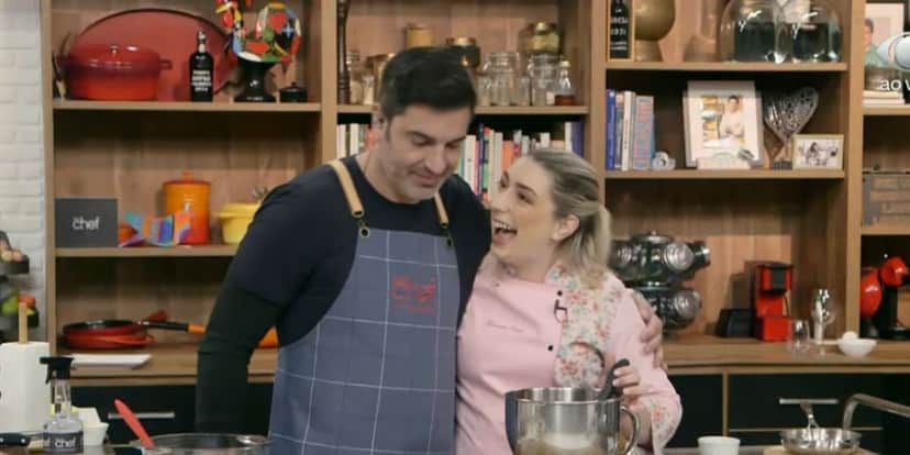 Após The Chef ser derrubado, Edu Guedes cai no choro ao vivo e expõe desfecho na Band: "Sou muito grato" Após The Chef ser derrubado, Edu Guedes cai no choro ao vivo e expõe desfecho na Band: "Sou muito grato"