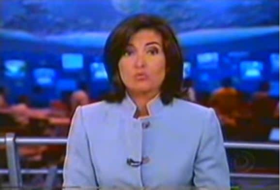 Fátima Bernardes na cobertura da morte do Papa João Paulo II, no "Jornal Nacional" (Foto: Reprodução/TV Globo) Fátima Bernardes na cobertura da morte do Papa João Paulo II, no "Jornal Nacional" (Foto: Reprodução/TV Globo)