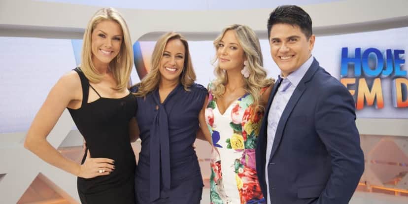 O "Hoje Em Dia" é apresentado por Ana Hickmann, Renata Alves, Ticiane Pinheiro e César Filho (Foto: Divulgação/Record) O "Hoje Em Dia" é apresentado por Ana Hickmann, Renata Alves, Ticiane Pinheiro e César Filho (Foto: Divulgação/Record)