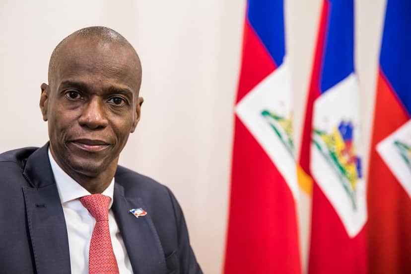 LUTO! Presidente é assassinado a tiros em sua própria casa e país entra em colapso diante da notícia: "Caos" LUTO! Presidente é assassinado a tiros em sua própria casa e país entra em colapso diante da notícia: "Caos"