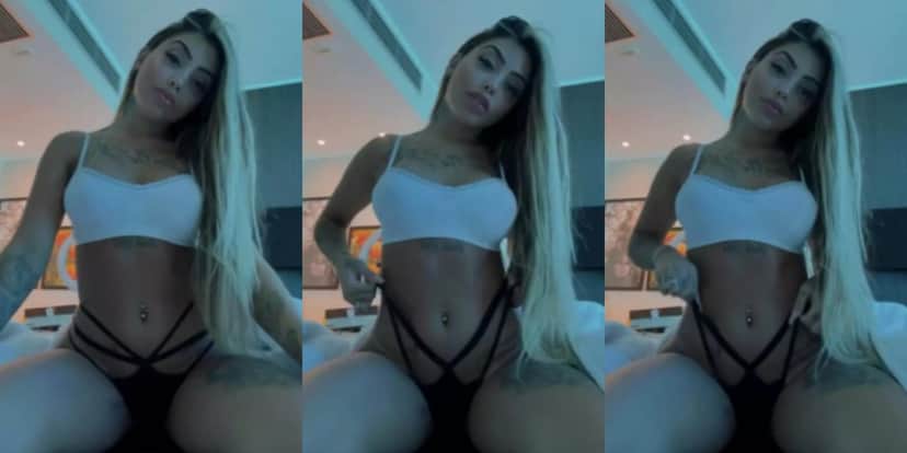Mirella abre às pernas na cama e puxa a calcinha com vontade (Foto: Reprodução) Mirella abre às pernas na cama e puxa a calcinha com vontade (Foto: Reprodução)