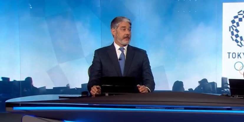 William Bonner no "Jornal Nacional" (Foto: Reprodução/TV Globo) William Bonner no "Jornal Nacional" (Foto: Reprodução/TV Globo)