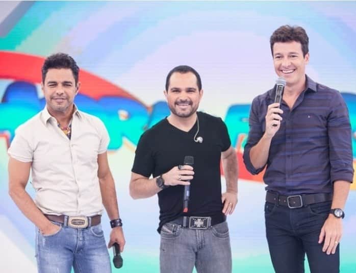 "Vende até a mãe por audiência", Zezé Di Camargo explode em revolta e acaba com Rodrigo Faro: "Pena" "Vende até a mãe por audiência", Zezé Di Camargo explode em revolta e acaba com Rodrigo Faro: "Pena"