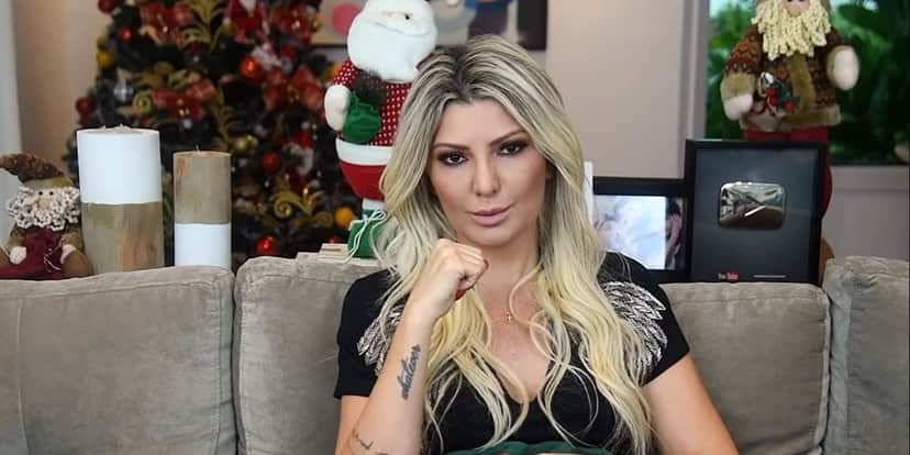 Antônia Fontenelle é dona de um bem-sucedido canal na internet (Foto: Reprodução / YouTube) Antônia Fontenelle é dona de um bem-sucedido canal na internet (Foto: Reprodução / YouTube)
