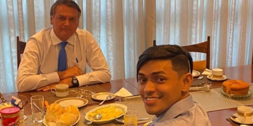 Bolsonaro durante encontro com Garcia (Foto: Reprodução) Bolsonaro durante encontro com Garcia (Foto: Reprodução)