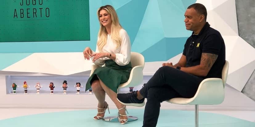 "A gente tem uma conexão", Denílson assume relação com Renata Fan "A gente tem uma conexão", Denílson assume relação com Renata Fan