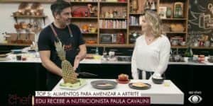 "Imobilizado", Edu Guedes anuncia acidente no The Chef, tem médica convocada na Band e confirma: "Pode piorar" "Imobilizado", Edu Guedes anuncia acidente no The Chef, tem médica convocada na Band e confirma: "Pode piorar"