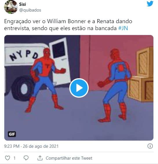 Situação inusitada com William Bonner no "Jornal Nacional" repercutiu nas redes sociais (Foto: Reprodução/Twitter) Situação inusitada com William Bonner no "Jornal Nacional" repercutiu nas redes sociais (Foto: Reprodução/Twitter)