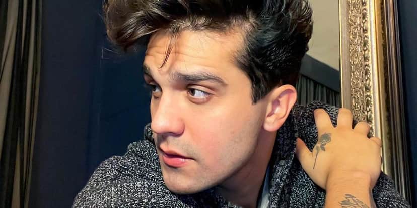 Luan Santana assume relação de vez, após escândalo gay (Foto: Reprodução / Instagram) Luan Santana assume relação de vez, após escândalo gay (Foto: Reprodução / Instagram)