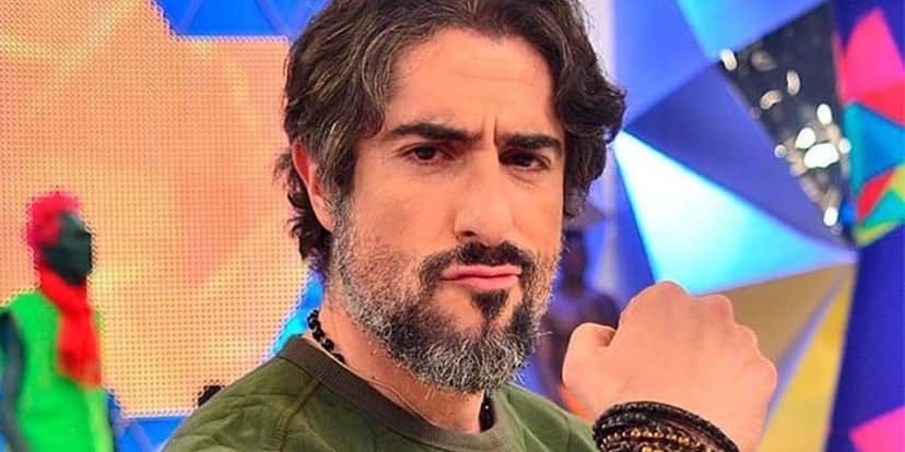 "Você fez comigo", Luciano Huck escandaliza, acusa participante em programa e expõe intimidade: "Grande" "Você fez comigo", Luciano Huck escandaliza, acusa participante em programa e expõe intimidade: "Grande"