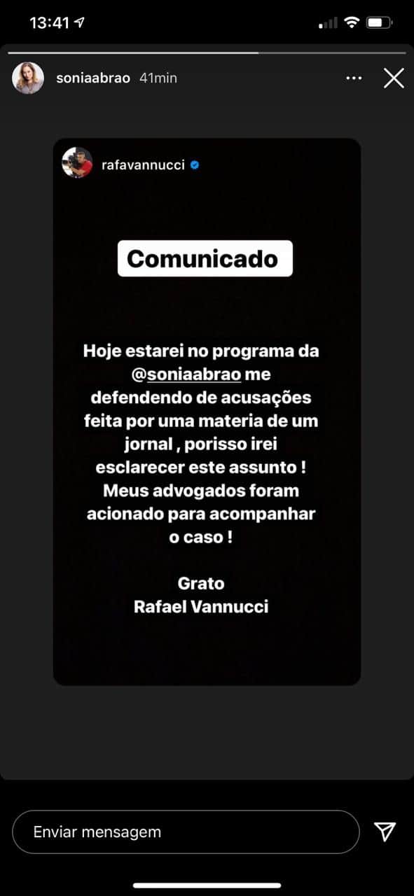 Sonia Abrão expõe comunicado às pressas antes de entrar no ar e confirma o pior: "Meus advogados acionados" Sonia Abrão expõe comunicado às pressas antes de entrar no ar e confirma o pior: "Meus advogados acionados"