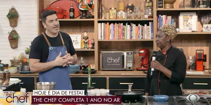 "Após 1 ano", Edu Guedes perde o chão ao vivo e anuncia desfecho no The Chef: "Tô mudando pra outro lugar" "Após 1 ano", Edu Guedes perde o chão ao vivo e anuncia desfecho no The Chef: "Tô mudando pra outro lugar"