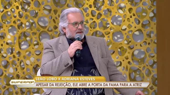 Leão Lobo relatou experiências desagradáveis com Adriana Esteves no passado (Foto: Reprodução/RedeTV!) Leão Lobo relatou experiências desagradáveis com Adriana Esteves no passado (Foto: Reprodução/RedeTV!)
