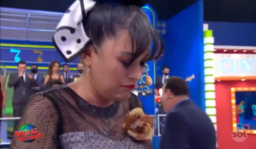 Milene Pavorô no "Programa do Ratinho" (Foto: Reprodução/SBT) Milene Pavorô no "Programa do Ratinho" (Foto: Reprodução/SBT)