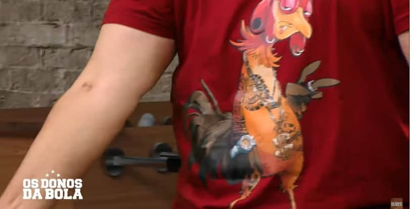 Neto interrompe Donos da Bola, confirma perda de parte do corpo e expõe sequelas ao vivo na Band: "Um monte" Neto interrompe Donos da Bola, confirma perda de parte do corpo e expõe sequelas ao vivo na Band: "Um monte"