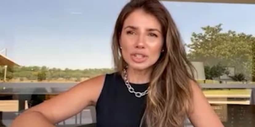 Paula Fernandes usou as redes sociais para expor uma mensagem carinhosa a sua mãe (Foto: Reprodução) Paula Fernandes usou as redes sociais para expor uma mensagem carinhosa a sua mãe (Foto: Reprodução)