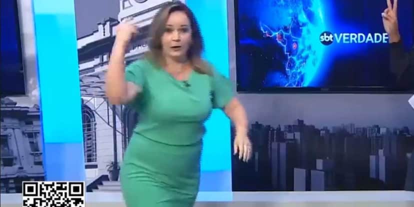 Silmara Moraes, âncora do SBT, sai correndo para ir no banheiro ao vivo (Foto: Reprodução) Silmara Moraes, âncora do SBT, sai correndo para ir no banheiro ao vivo (Foto: Reprodução)