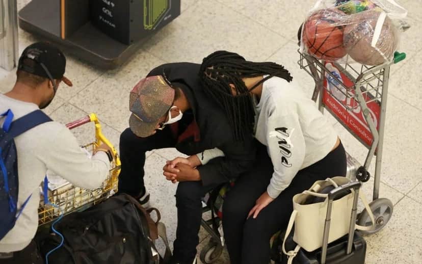 Lucas Penteado no aeroporto (Foto: Divulgação) Lucas Penteado no aeroporto (Foto: Divulgação)