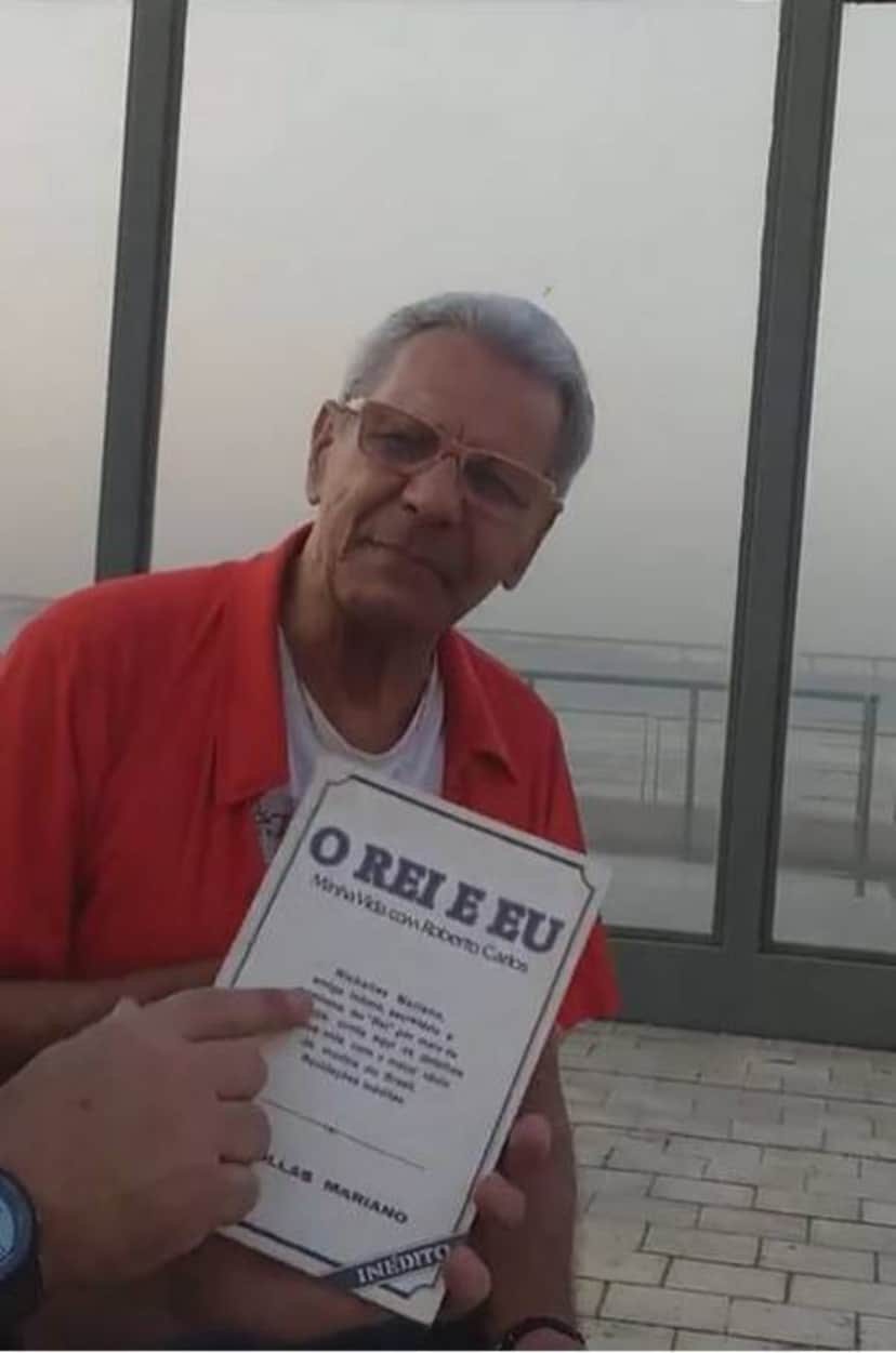Ex-mordomo de Roberto Carlos expõe segredos de Rei (Reprodução) Ex-mordomo de Roberto Carlos expõe segredos de Rei (Reprodução)