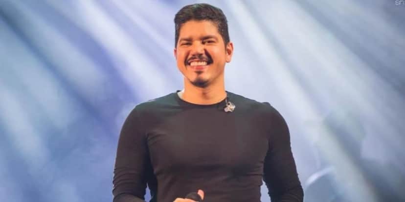 Cantor sertanejo traiu esposa com traficante e agora teme pela vida (Foto: Reprodução) Cantor sertanejo traiu esposa com traficante e agora teme pela vida (Foto: Reprodução)