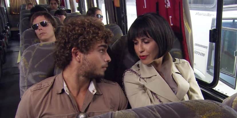 Cristovão e Luísa fogem juntos em Ti Ti - Foto: Reprodução Cristovão e Luísa fogem juntos em Ti Ti - Foto: Reprodução