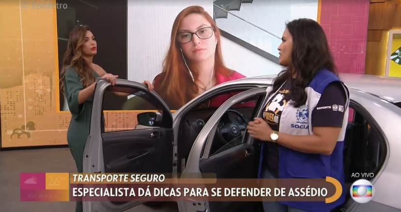 Patrícia Poeta cobre as férias de Fátima Bernardes no "Encontro" (Foto: Reprodução/TV Globo) Patrícia Poeta cobre as férias de Fátima Bernardes no "Encontro" (Foto: Reprodução/TV Globo)