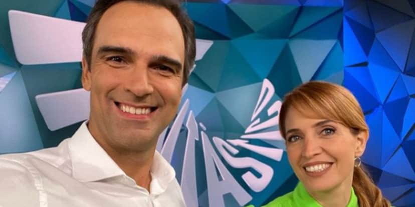 Tadeu Schmidt e Poliana Abritta no Fantástico da Globo (Foto: Reprodução) Tadeu Schmidt e Poliana Abritta no Fantástico da Globo (Foto: Reprodução)