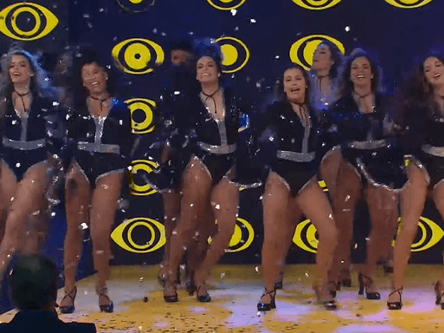 Evento da Band contou apenas com as bailarinas de Faustão Evento da Band contou apenas com as bailarinas de Faustão