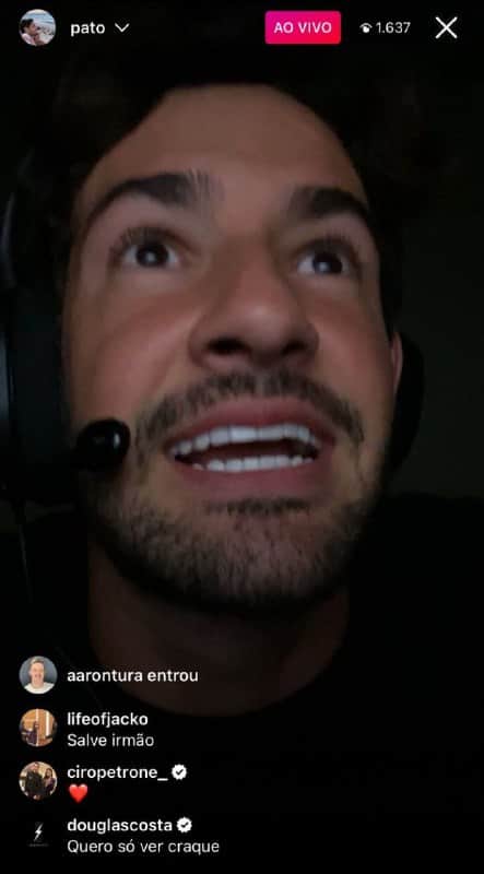 Alexandre Pato entrou em live às pressas (Foto: Reprodução) Alexandre Pato entrou em live às pressas (Foto: Reprodução)