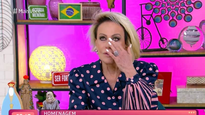 Ana Maria Braga, após expor que não foi uma simples queda, volta à Globo e confirma: "Meu organismo parou" Ana Maria Braga, após expor que não foi uma simples queda, volta à Globo e confirma: "Meu organismo parou"