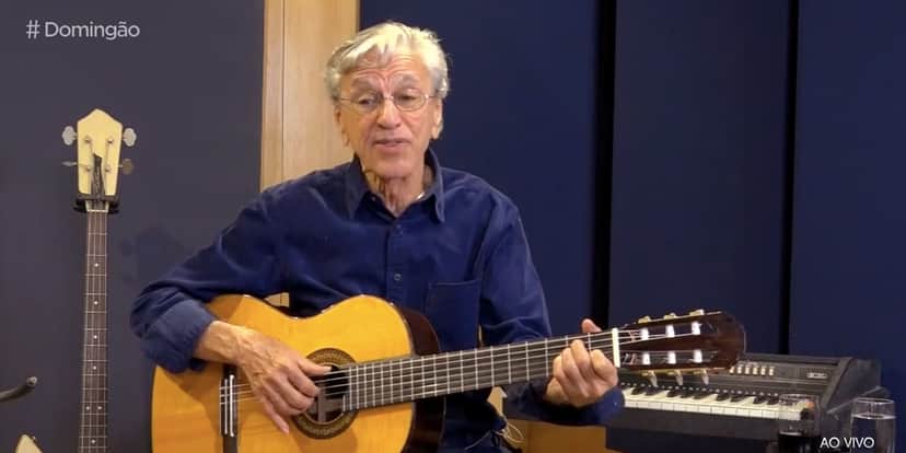 Caetano Veloso está doente com COVID (Reprodução) Caetano Veloso está doente com COVID (Reprodução)